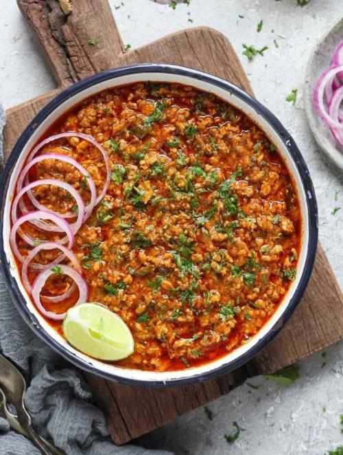 Rara Chicken (Keema Gravy)