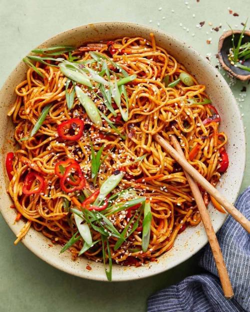 Veg Chilli Garlic Noodles